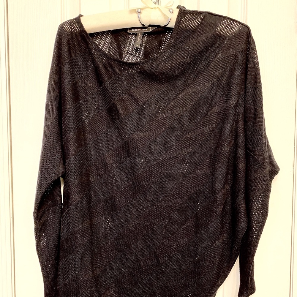 BCBG MacAzria lightweight sweater